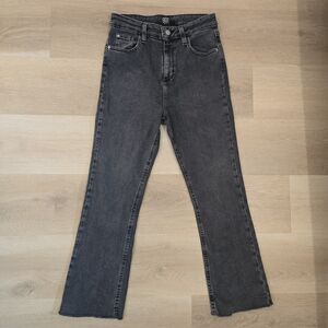 BDG Urban Outfitters Kick Flare High-Rise Cropped Jeans Faded Black Size 27